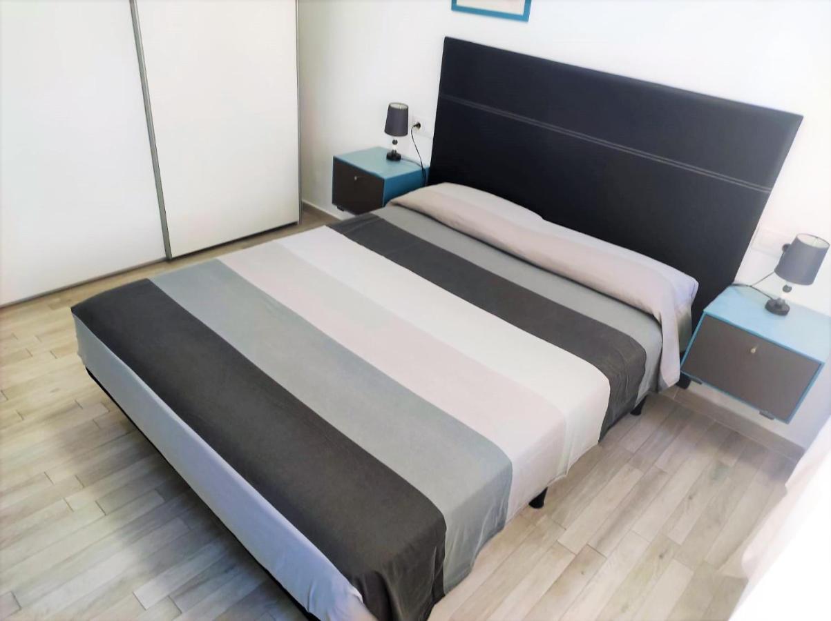Cris Sol Apartments Los Cristianos  Ngoại thất bức ảnh
